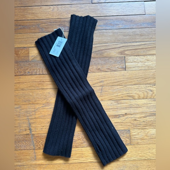 Sandy Liang digigloves fingerless gloves NWT - Picture 3 of 3